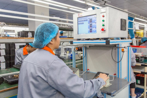 Shenzhen Xindonghui Technology Co., Ltd خط تولید کارخانه